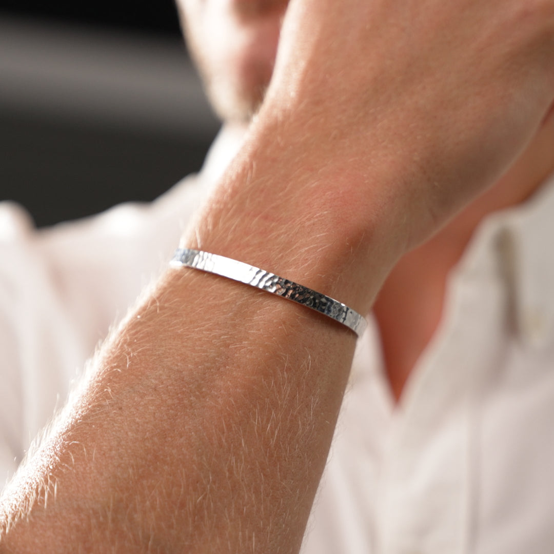 Armbänder