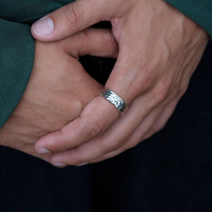 Hobbes Ring